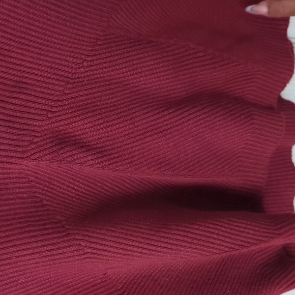 Abercrombie and Fitch XL burgundy scooped neck corset style slim ribbed sweater - Picture 3 of 6